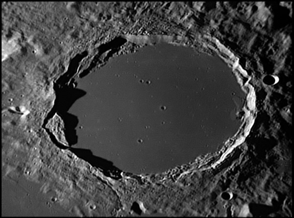 Crater Plato - Credit: Damian Peach